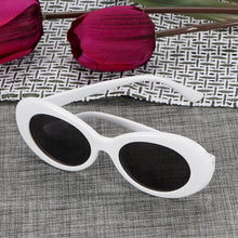 Load image into Gallery viewer, Retro Round Alloy Eyewear Clout Goggles